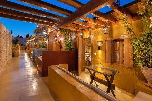 10gr boutique hotel and wine bar