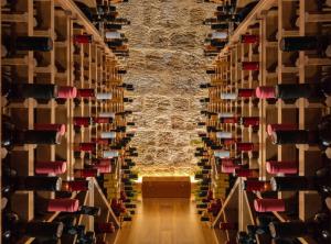 10gr boutique hotel and wine bar