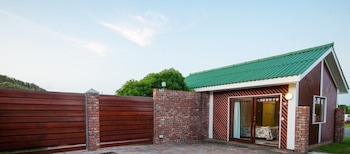 Pine Lodge Resort,Port Elizabeth>>Nelson Mandela Bay,3 star