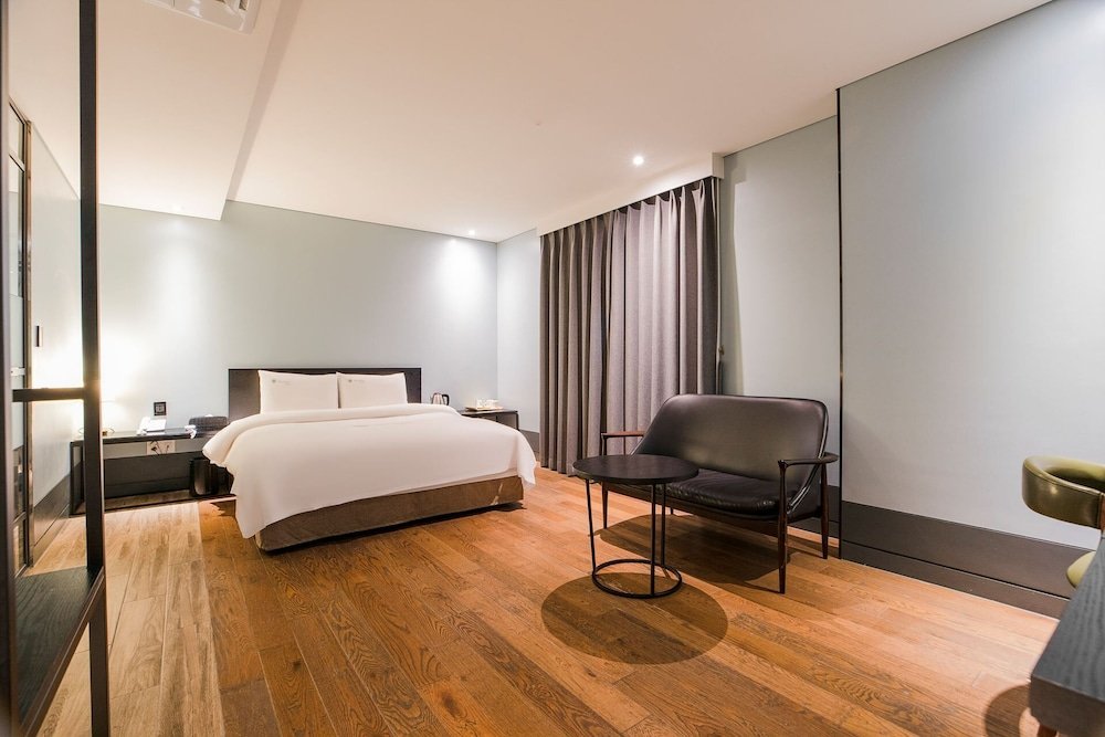 hanam aloha hotel