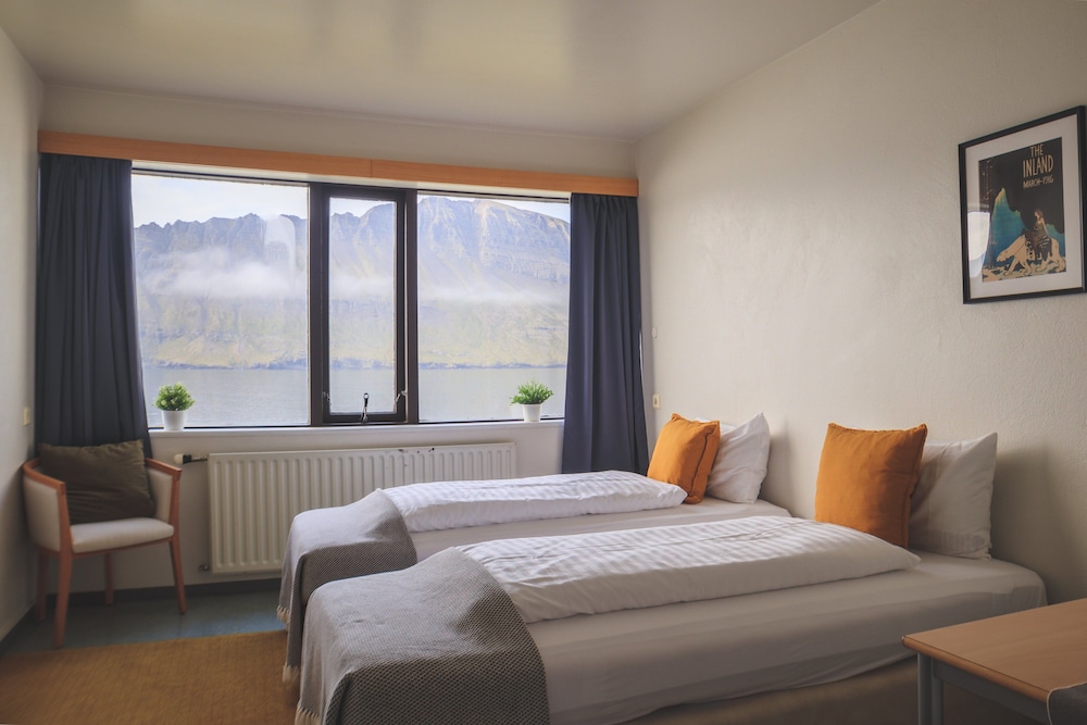 the cliff hotel