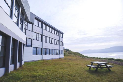 the cliff hotel