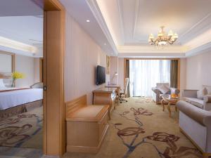 vienna international hotel foshan beijiao new city meidi headquarter