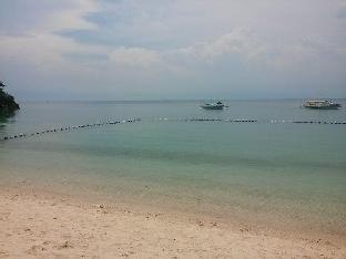 raymen beach resort
