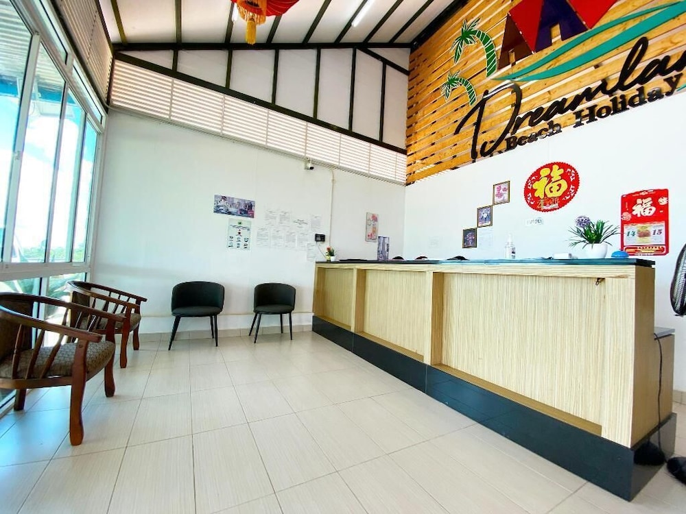 dreamland beach holiday