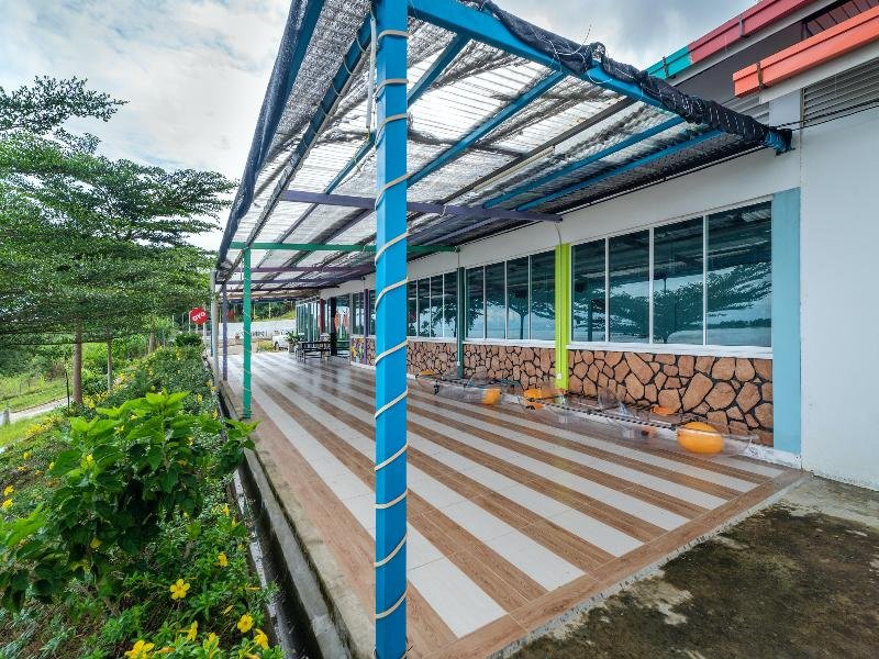 dreamland beach holiday