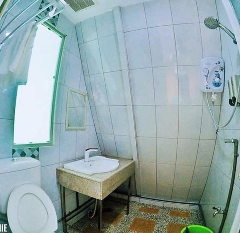 dreamland beach holiday