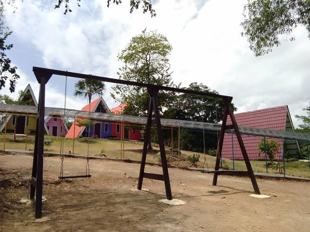 dreamland beach holiday