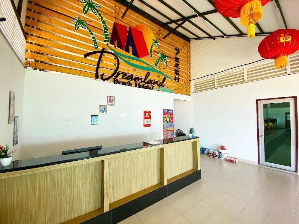 dreamland beach holiday