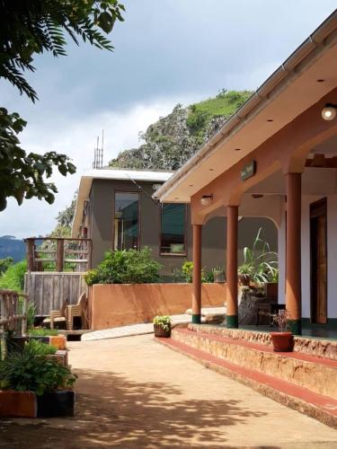 rafiki lodge sipi
