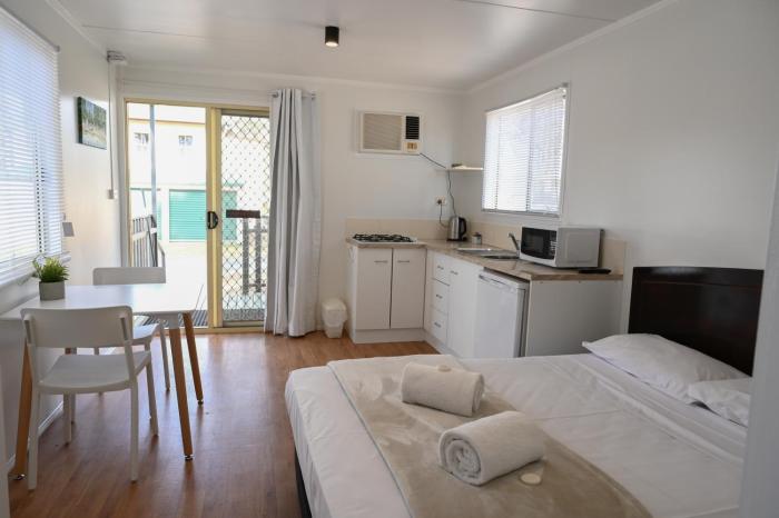 crows nest qld tourist park