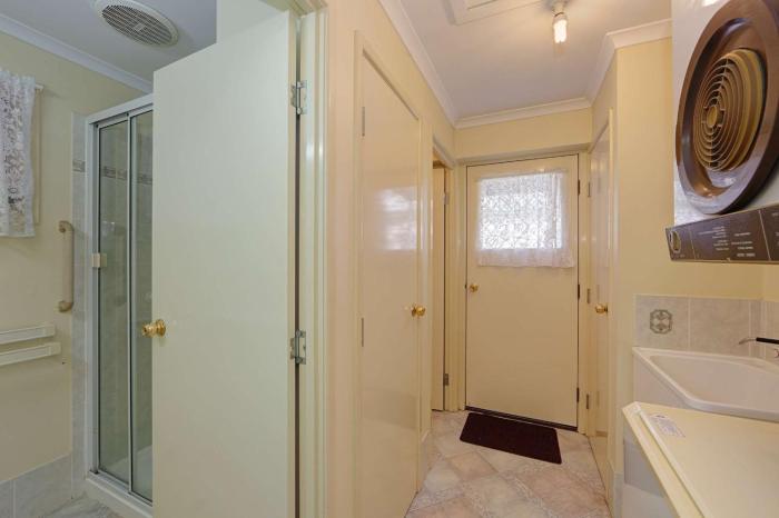 crows nest qld tourist park