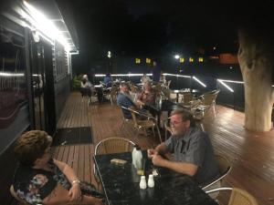 crows nest qld tourist park