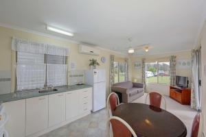 crows nest qld tourist park