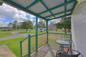 crows nest qld tourist park