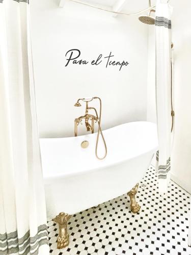 la villa de adelina