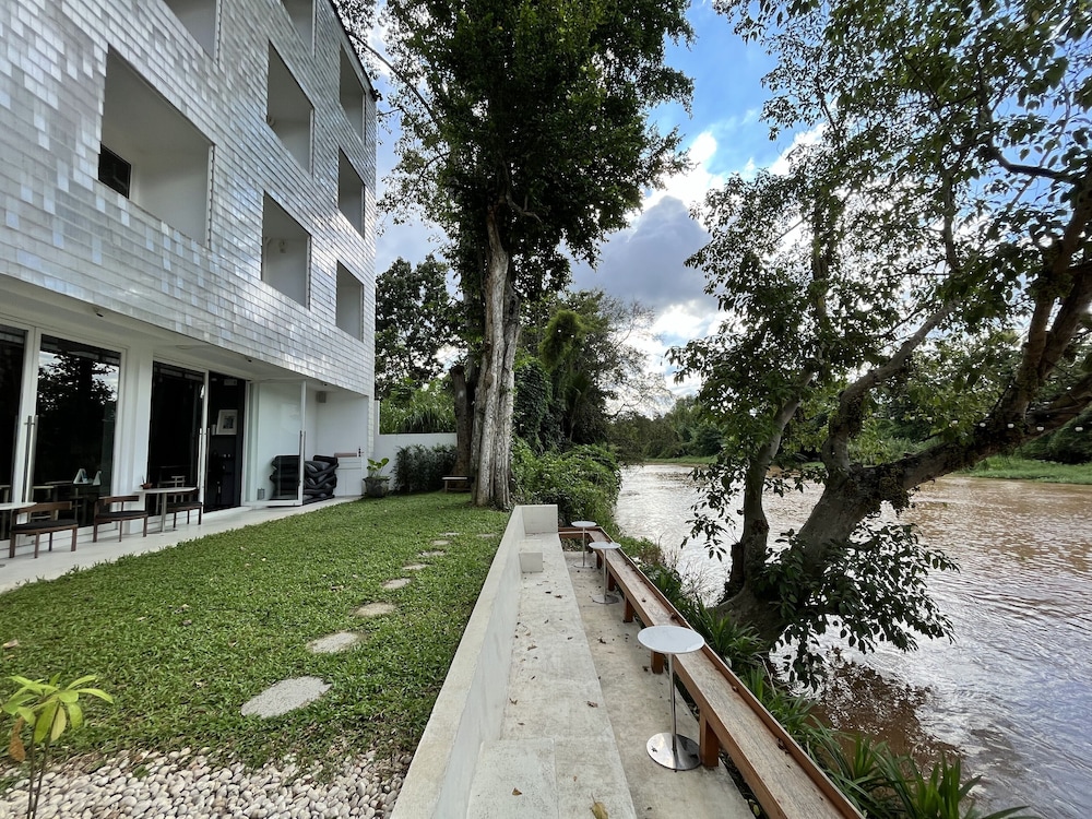 little shelter hotel chiangmai