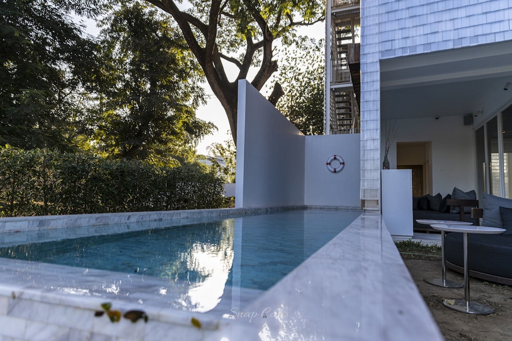 little shelter hotel chiangmai