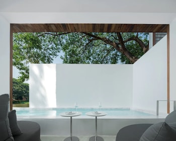 little shelter hotel chiangmai