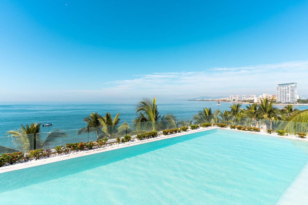 the hacienda at krystal altitude vallarta