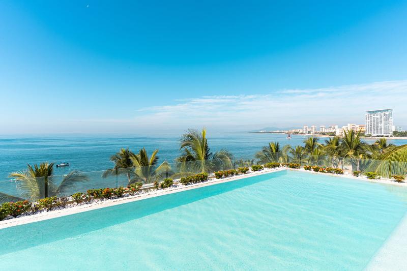 the hacienda at krystal altitude vallarta