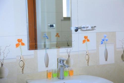 kerawi international hotel