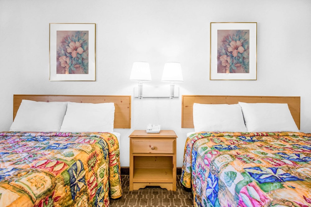 knights inn pine grove