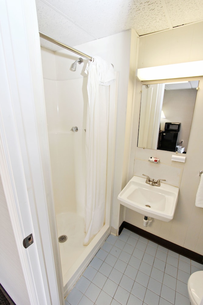 knights inn pine grove