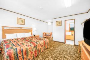 knights inn pine grove