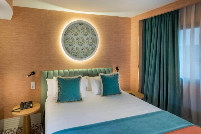 the first one madrid preciados