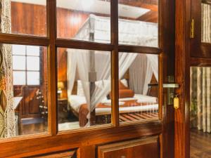 levon boutique hotel