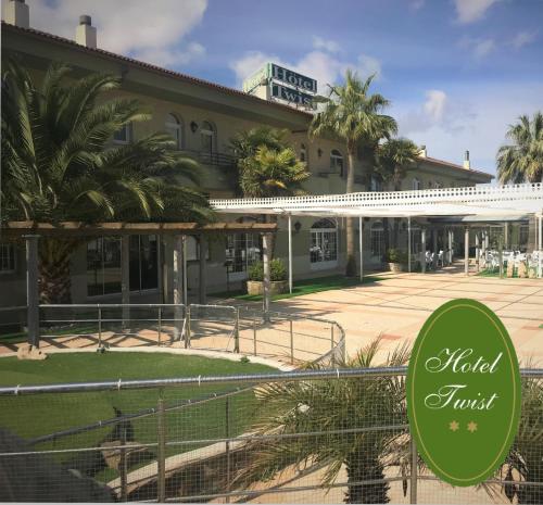 hospedium hotel twist