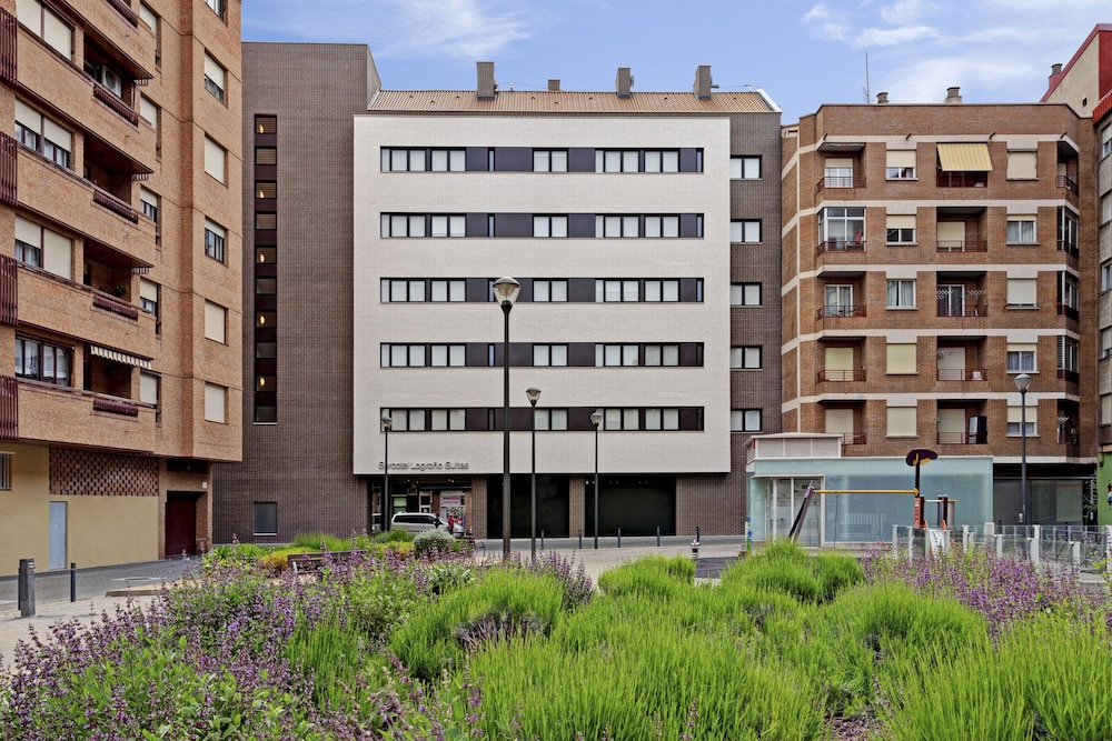 sercotel logrono suites