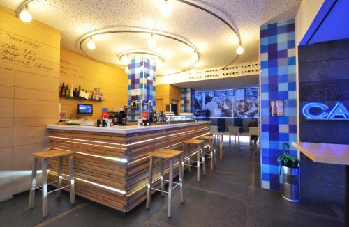 hostal bezana
