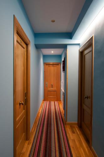 hostal bezana