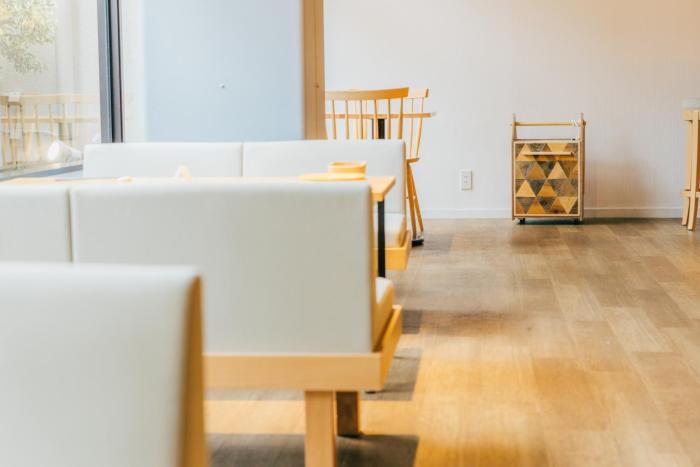 emblem flow hakone hostel