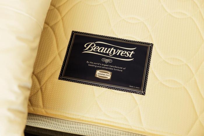 emblem flow hakone hostel