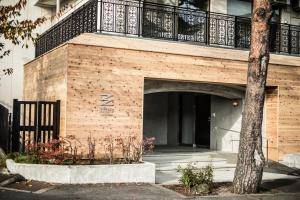 emblem flow hakone hostel