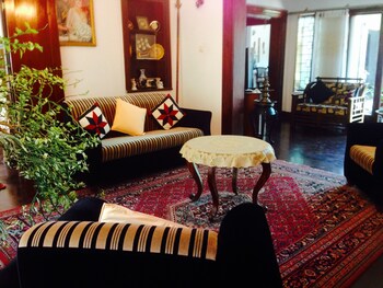 Yalegoda Walauwa Homestay,,3 star