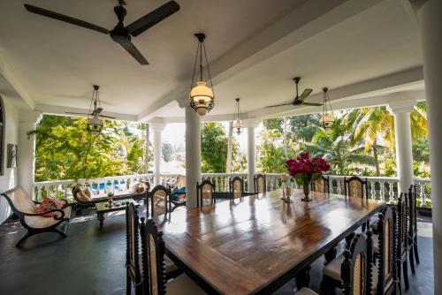 tropical house jungleside villa