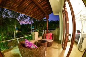 tropical house jungleside villa