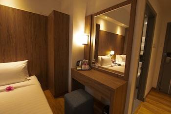 az hotel and serviced apartments