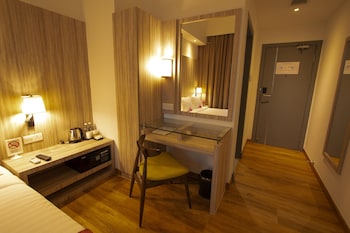 az hotel and serviced apartments