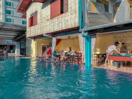 vang vieng freedom backpackers 2