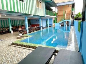 vang vieng freedom backpackers 2