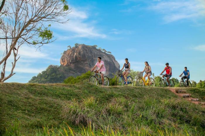 sigiriya kings resort