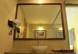 sigiriya kings resort