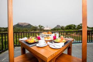 sigiriya kings resort