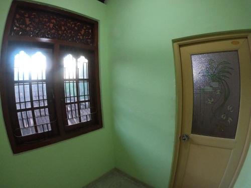 girilena guest house