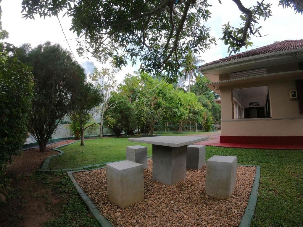 girilena guest house